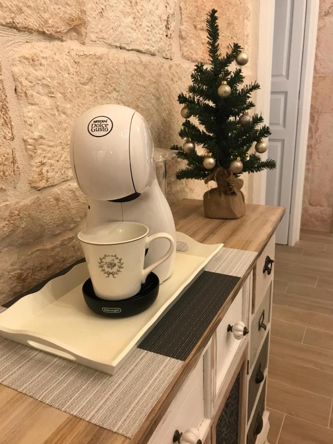לינה וארוחת בוקר אלברובלו Nido Di Pietra-Dimora In Centro מראה חיצוני תמונה