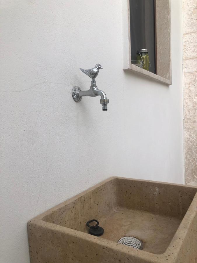 לינה וארוחת בוקר אלברובלו Nido Di Pietra-Dimora In Centro מראה חיצוני תמונה