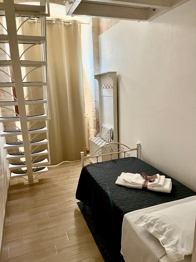 לינה וארוחת בוקר אלברובלו Nido Di Pietra-Dimora In Centro מראה חיצוני תמונה