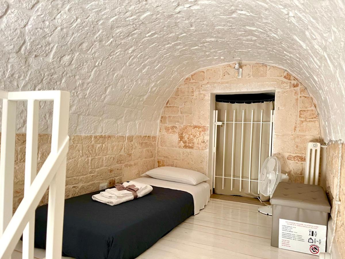 לינה וארוחת בוקר אלברובלו Nido Di Pietra-Dimora In Centro מראה חיצוני תמונה