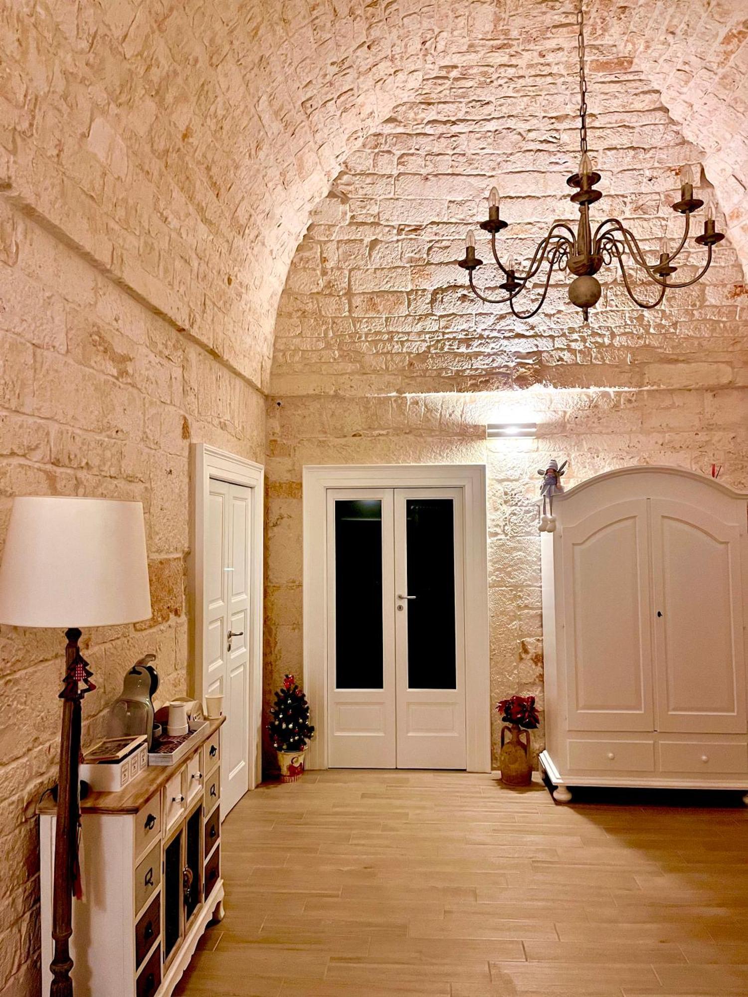 לינה וארוחת בוקר אלברובלו Nido Di Pietra-Dimora In Centro מראה חיצוני תמונה